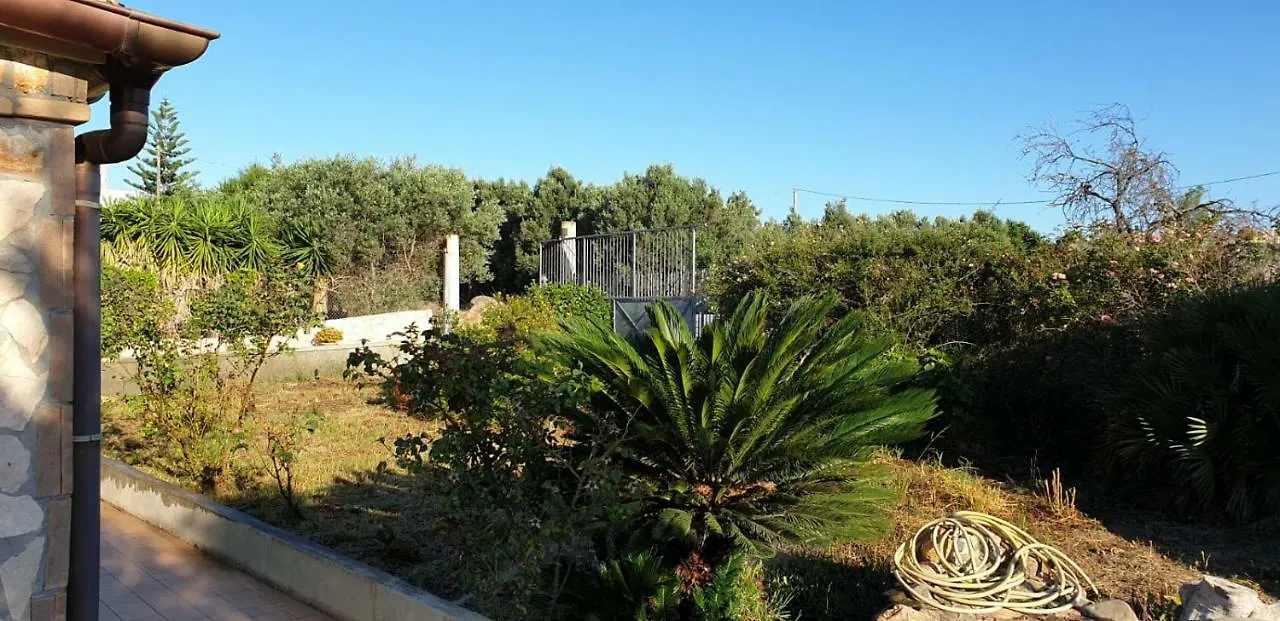 Villa Renzo E Lucia Sant Isidoro  Italie